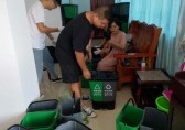 泥溪镇分类垃圾桶“上岗”助力人居环境提升