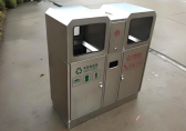 不锈钢两连体垃圾箱户外环境的定制化环保设施解决方案