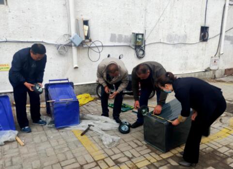 锡市科协为包联社区购置分类垃圾箱