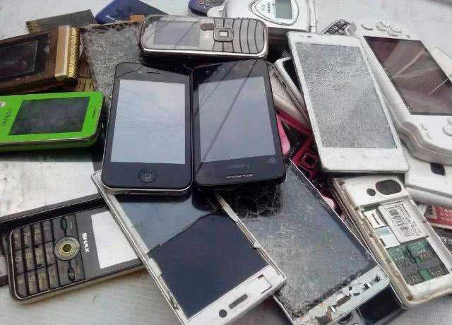 旧手机	，你是个什么垃圾？